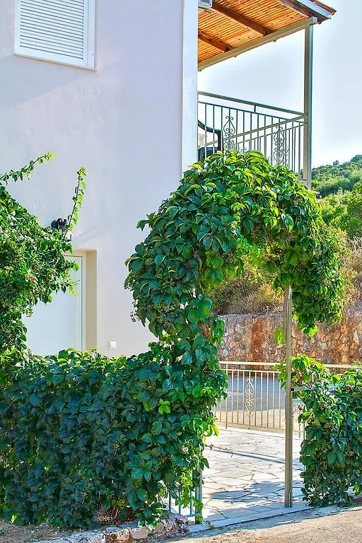 Green Bay Hotel Sami  3*, Sami (Kefalonia)